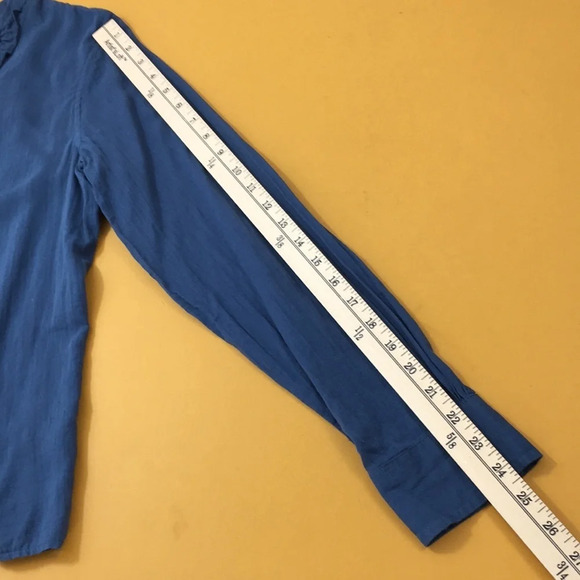 Lauren Jeans Co Blue Ruffle Button Front Shirt - Picture 9 of 9